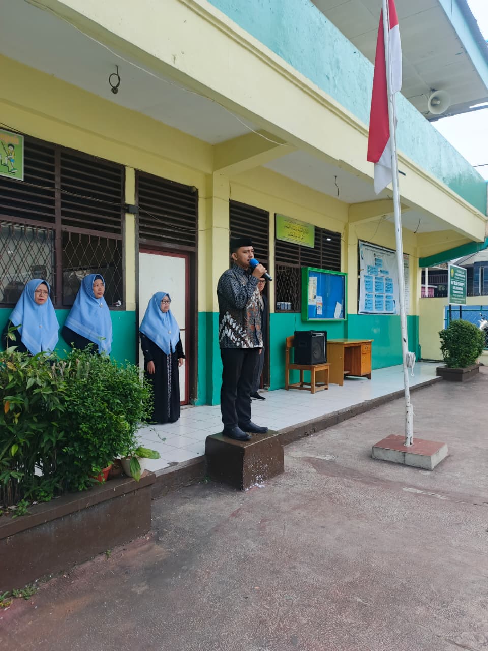 Dokumentasi Memperingati Hari Guru Nasional 2025